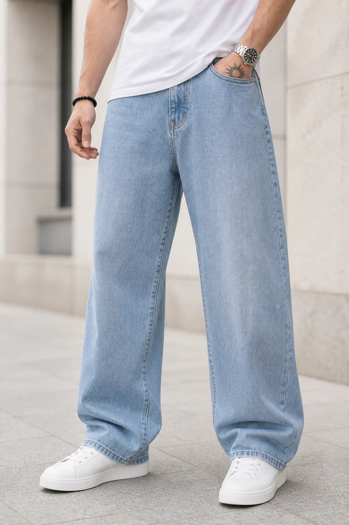SQUALO BAGGY DENIM 094 front view worn by model