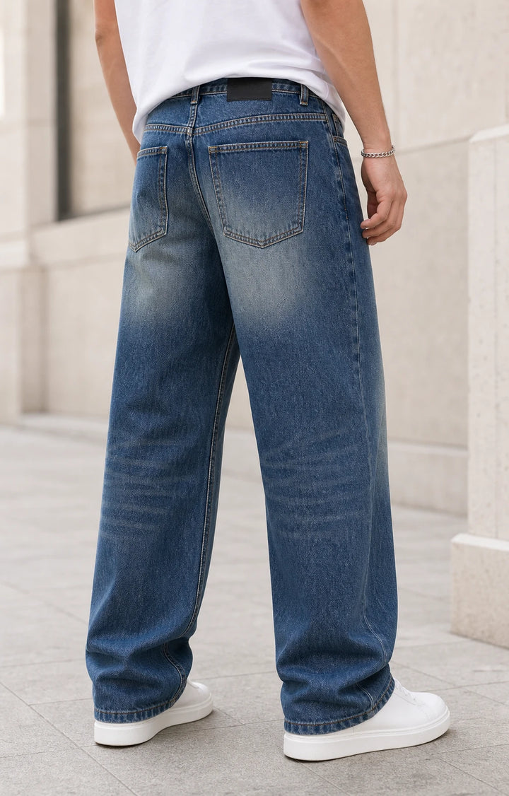 SQUALO BAGGY DENIM 004 back view worn by model