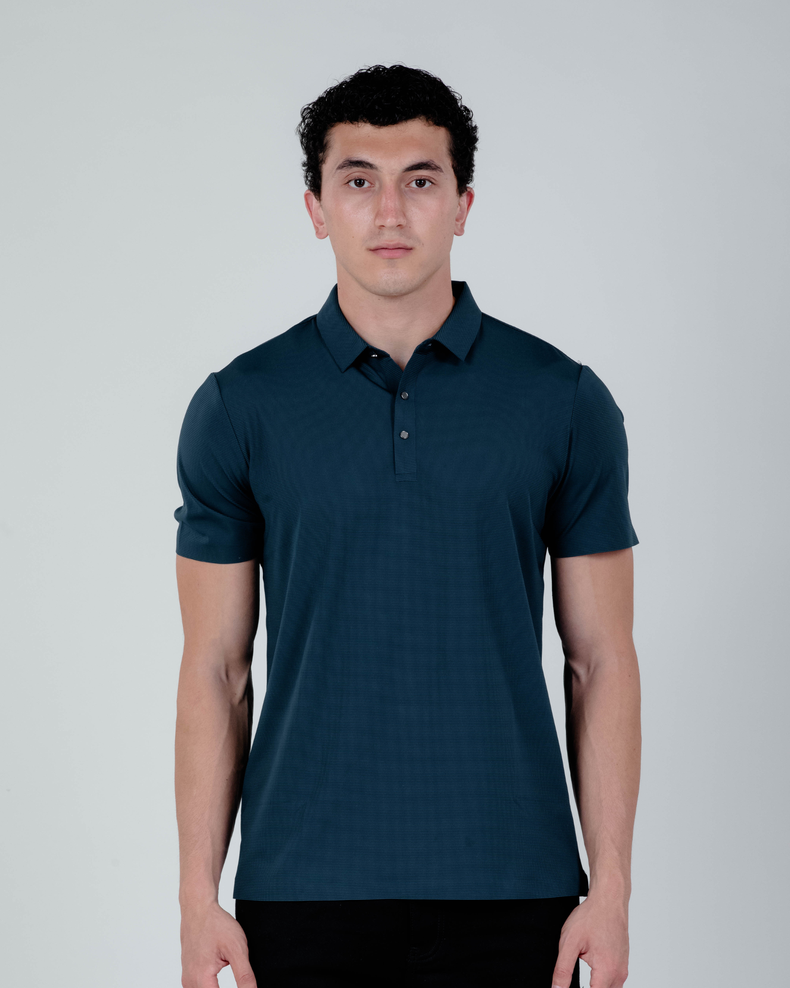SEAMLESS BREATHABLE POLOS