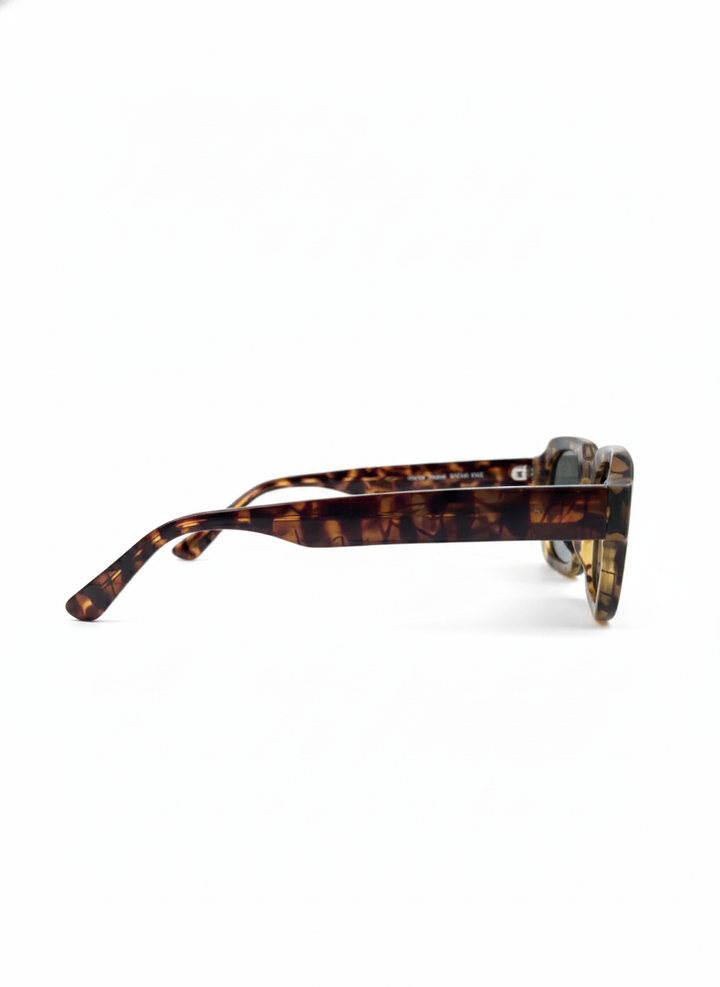 RETRO SQUARE SUNGLASS 8847P
