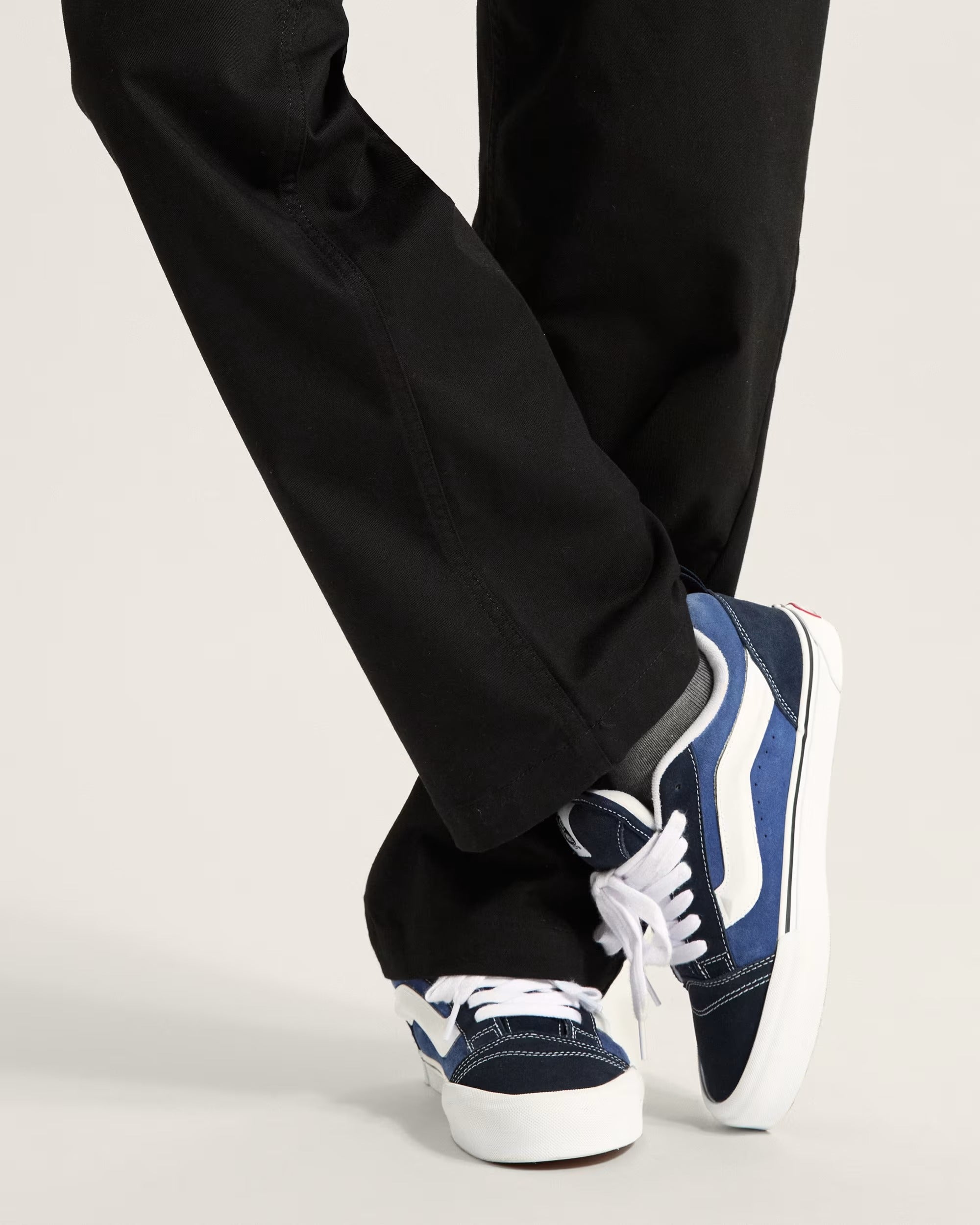 VANS KNU SKOOL SNEAKERS BLUE